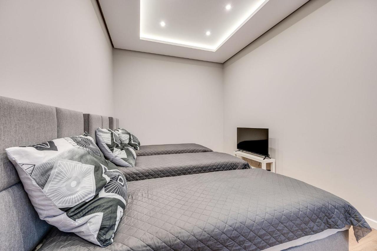 Central Platinum Apartments 29 Рибник Екстериор снимка