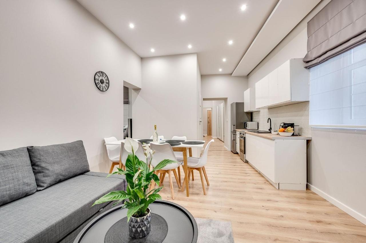 Central Platinum Apartments 29 Рибник Екстериор снимка