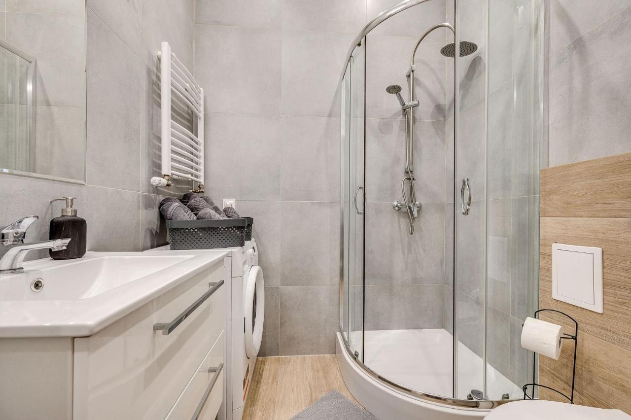 Central Platinum Apartments 29 Рибник Екстериор снимка